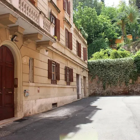 Old House *